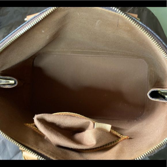 SOLD- Authentic Vintage Louis Vuitton Alma - Picture 8 of 8